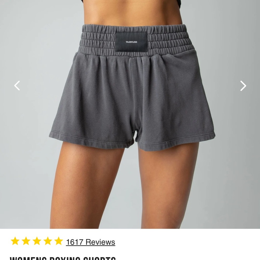 Talentless small gray shorts